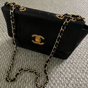 Vintage Chanel Jumbo Flap